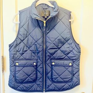 NWT J. Crew Quilted Vest, Navy with gold/brass details,  Size L